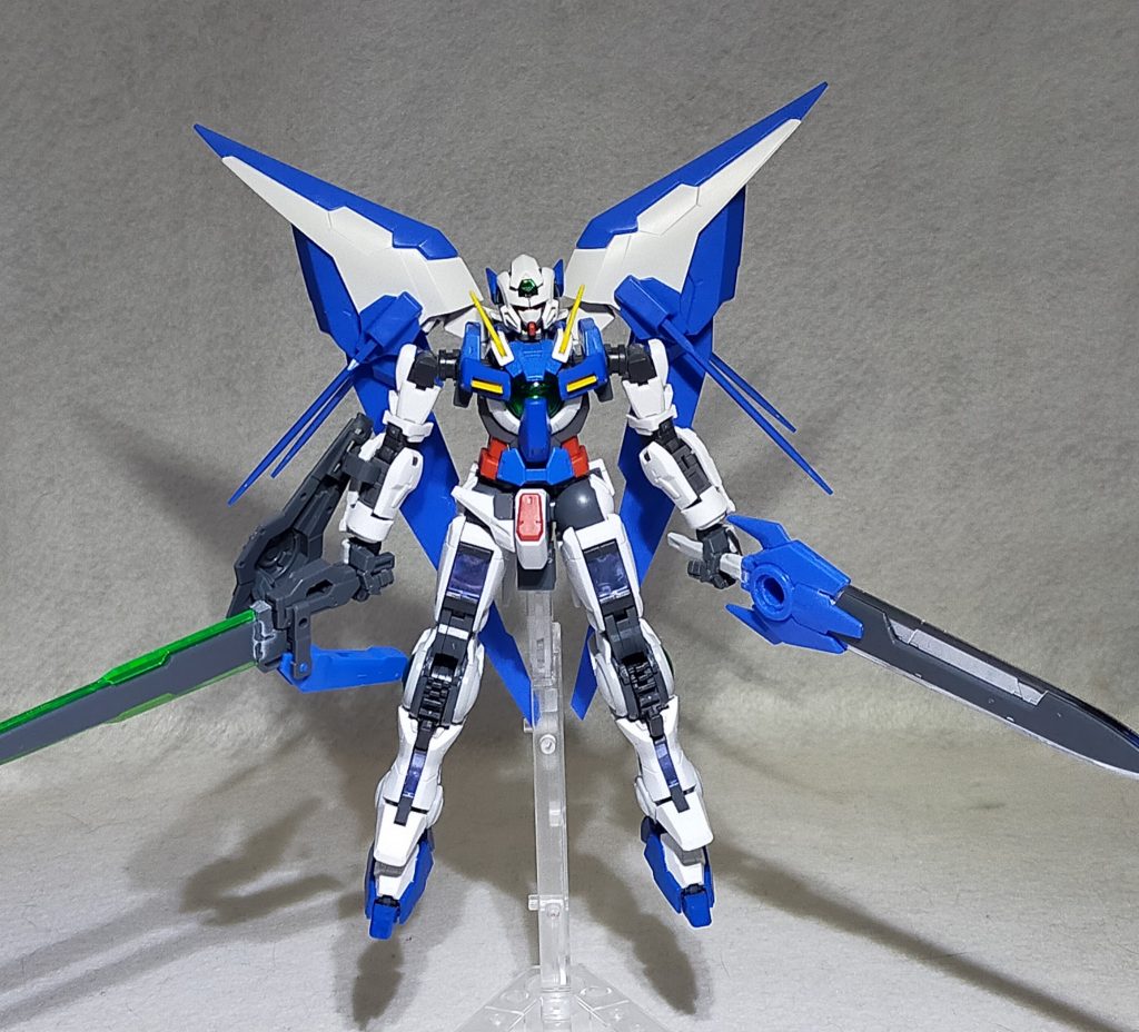 せっかくなのでこっちはアメイジングとミキシング最近プラ板も練習中なので細かい部分の形状をリペア2にしてみようかとは思ってます膝アーマーをどうするかで悩んで数ヶ月放置してますが……