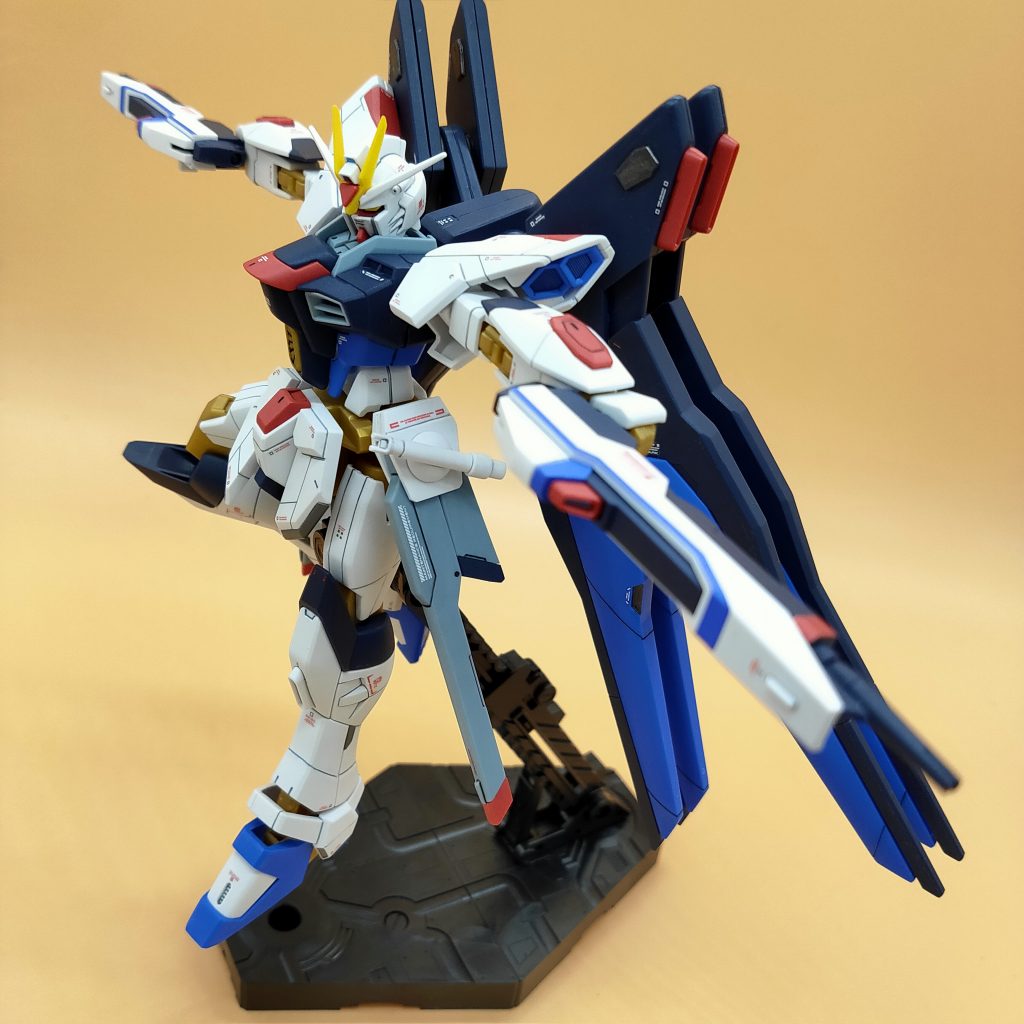 しかしながら、新しい事に挑戦し、過去作品と比べて仕上がりが良くなると、モノ作りの楽しさが増してきます。