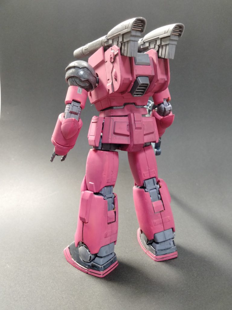 シタデルカラーの赤がベースです。 