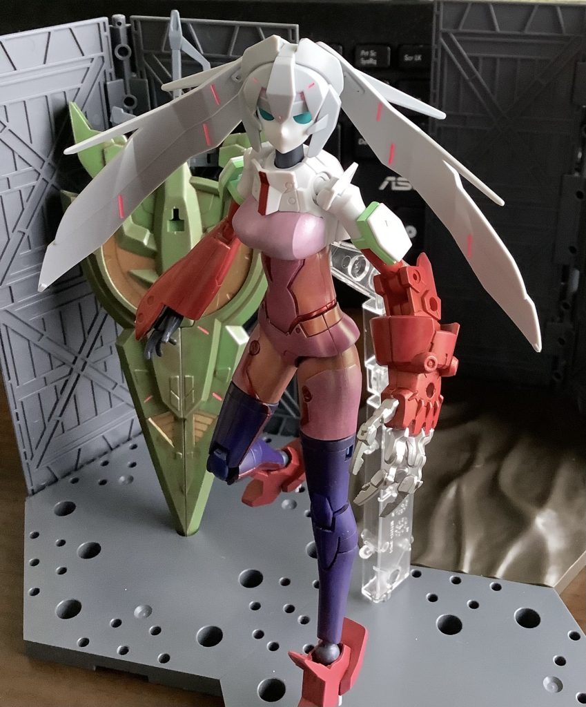 おまけでモビルドールメイ単体