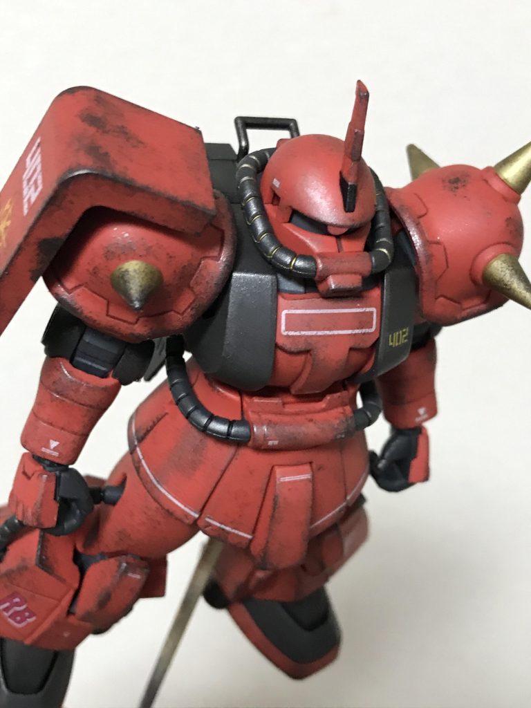 チッピングしてみたら、あら素敵！(^^) AQUEOUSの焼鉄色をスポンジでポンポンしました。スポンジチッピングも少しずつ上達している気がします（気がするだけですが、自信は大切(笑)）。