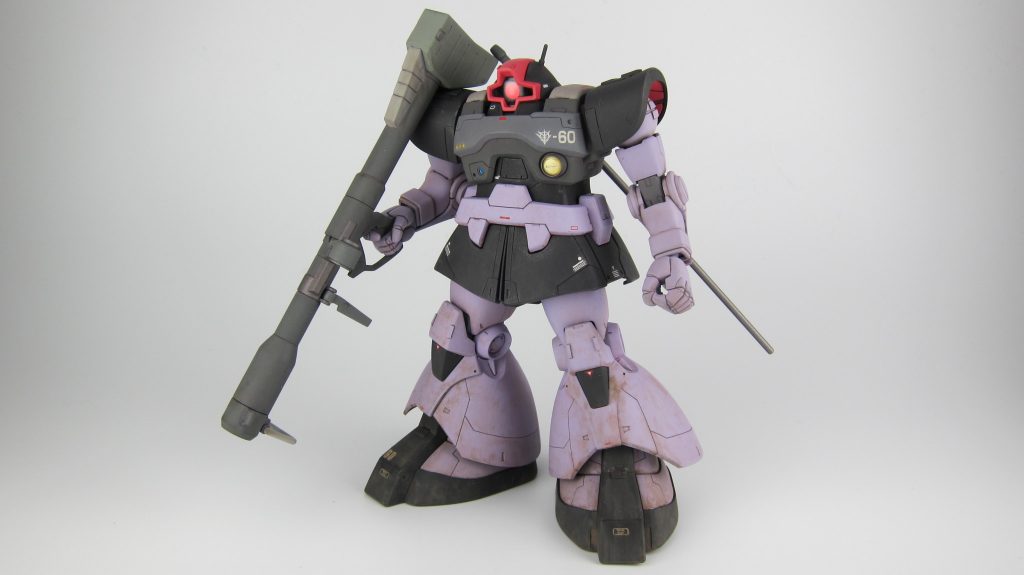 全身に筋彫り追加。やり過ぎないように、装甲の分割を意識しました。