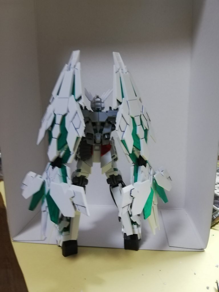 背面（周りが汚いですね）