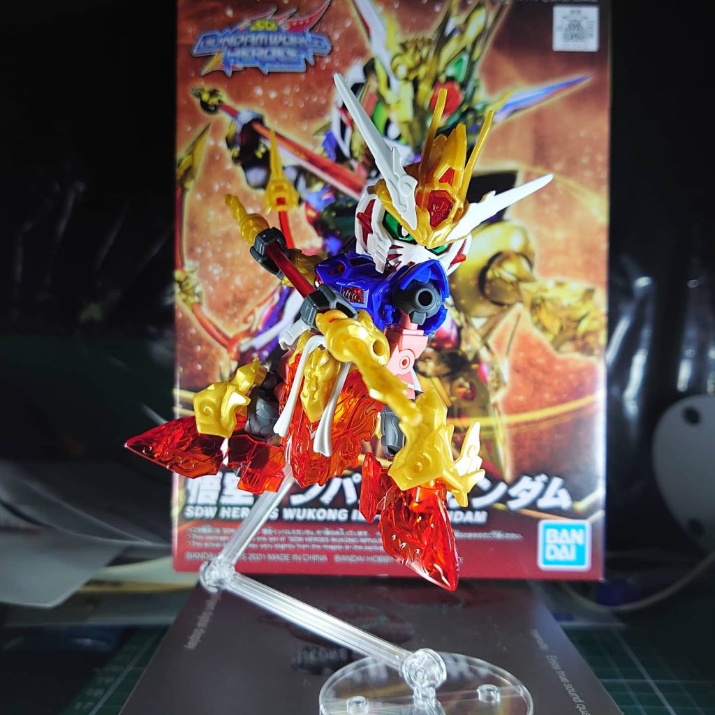 最初の素組で箱ポーズです