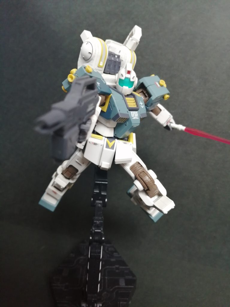 (そういえばサンボルのジムってサーベル付けるとこないわ…)