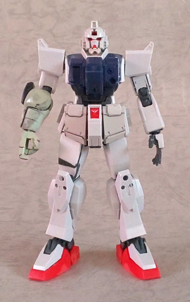 こんな感じでマッチョにしました。チンガードと腰前アーマーはGP02から。チンガードは上手く処理出来なかったので後に撤去してます。