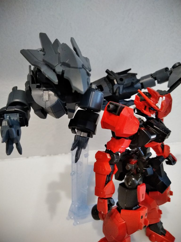 鎧竜様々な武装で構成された竜