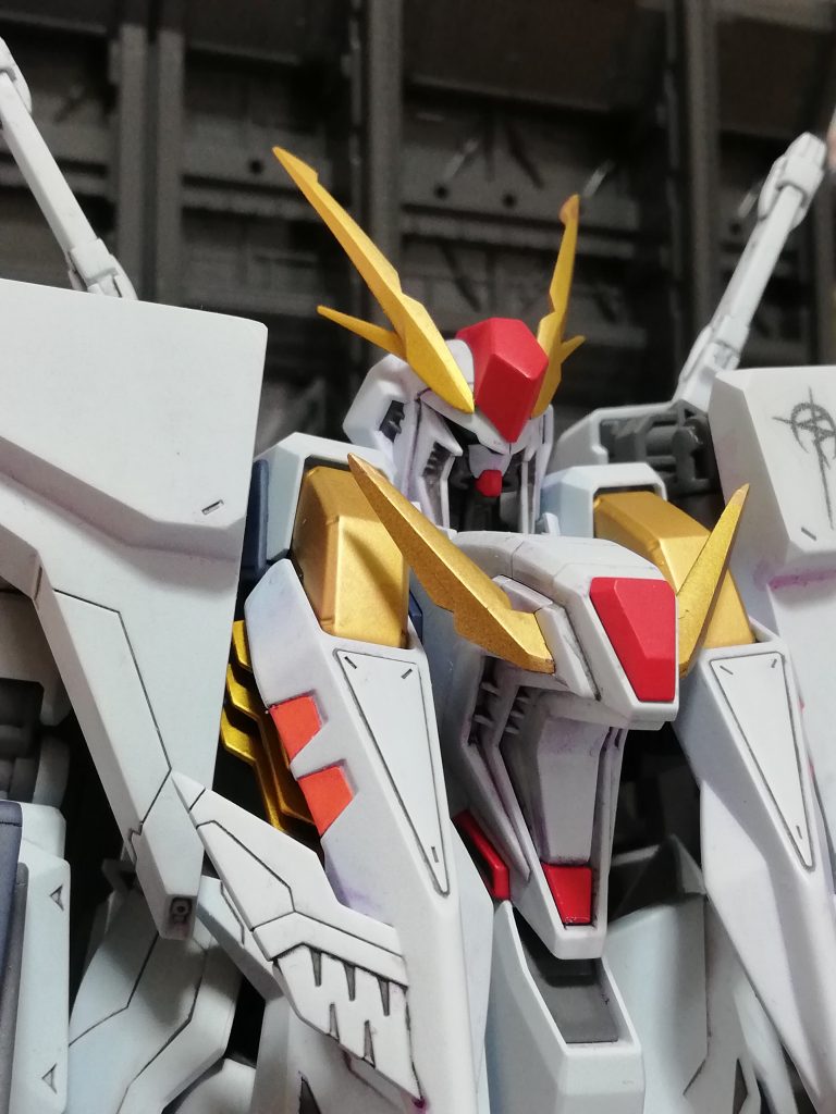 クスィーガンダム–4枚目/制作者:@Momohiki0928