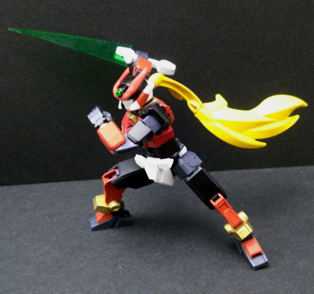 武器はもちろんゼットセイバーコアガンダムなのでアクションポーズがとりやすいです。