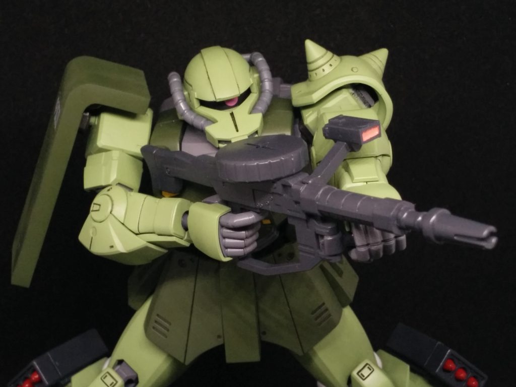 マシンガンはザクマシンガン改風に