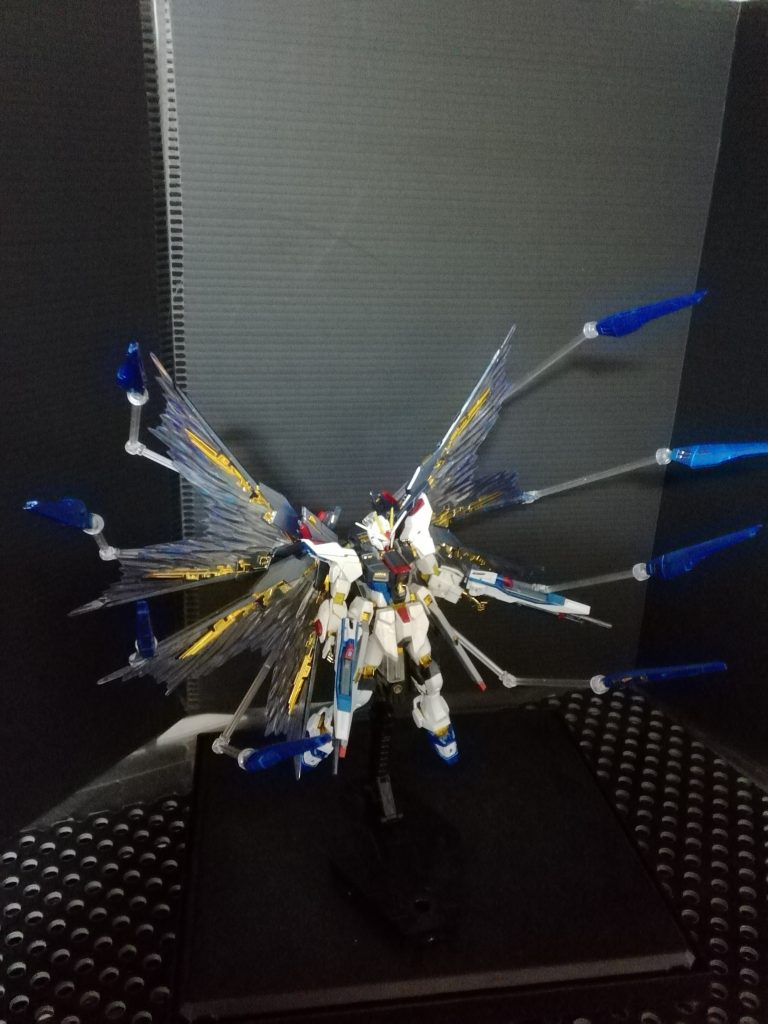 ストライクフリーダムガンダムチタニウムフィニッシュ–5枚目/制作者：アッキー