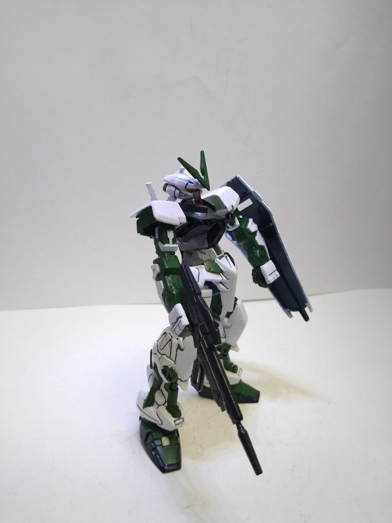 1/144 ブルーフレーム塗り替えグリーンフレーム–3枚目/制作者：むすも