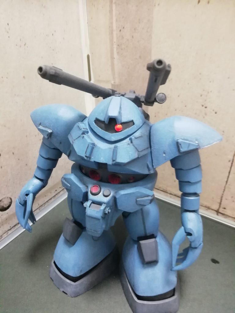 モノアイは磁石で可動します(^ω^)