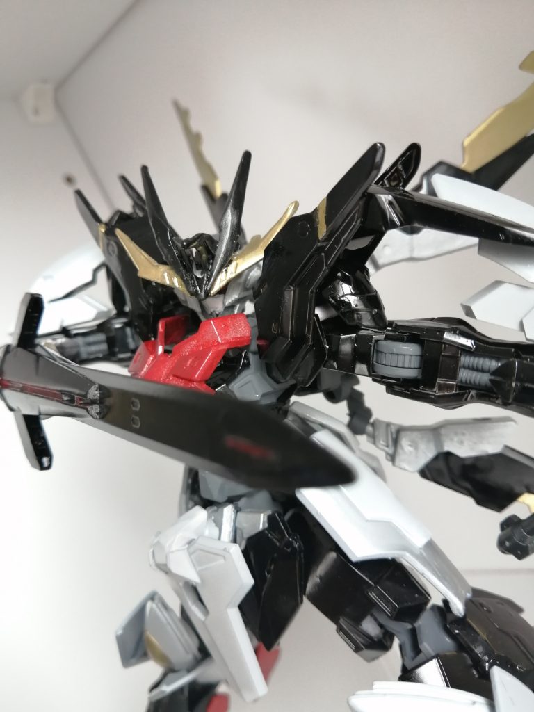 以上がアーマー装備状態の画像。続いてアーマーパージ後。