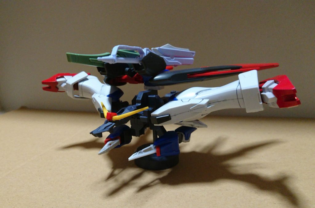 アーマーをコアブースターに装着した状態。