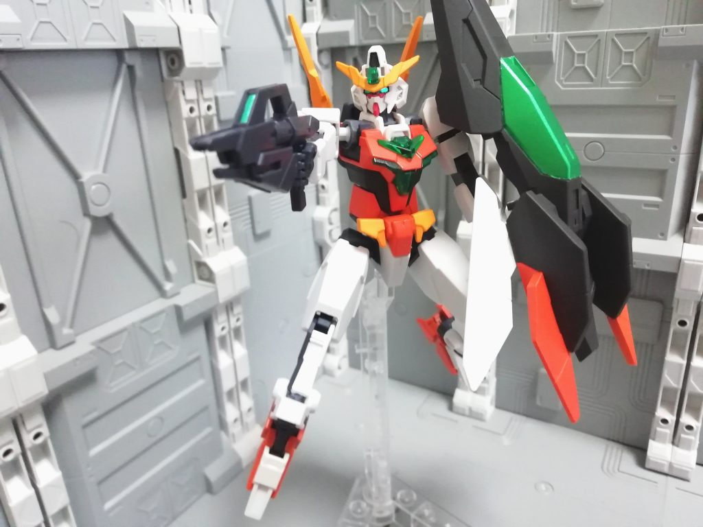 コアスプレーガンで牽制