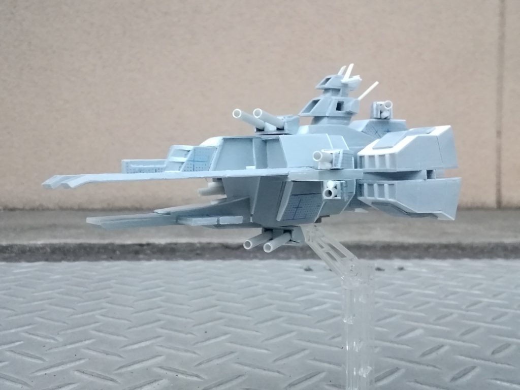 完成が待ちきれず、途中なのに屋外撮影もしたりしてました(笑)