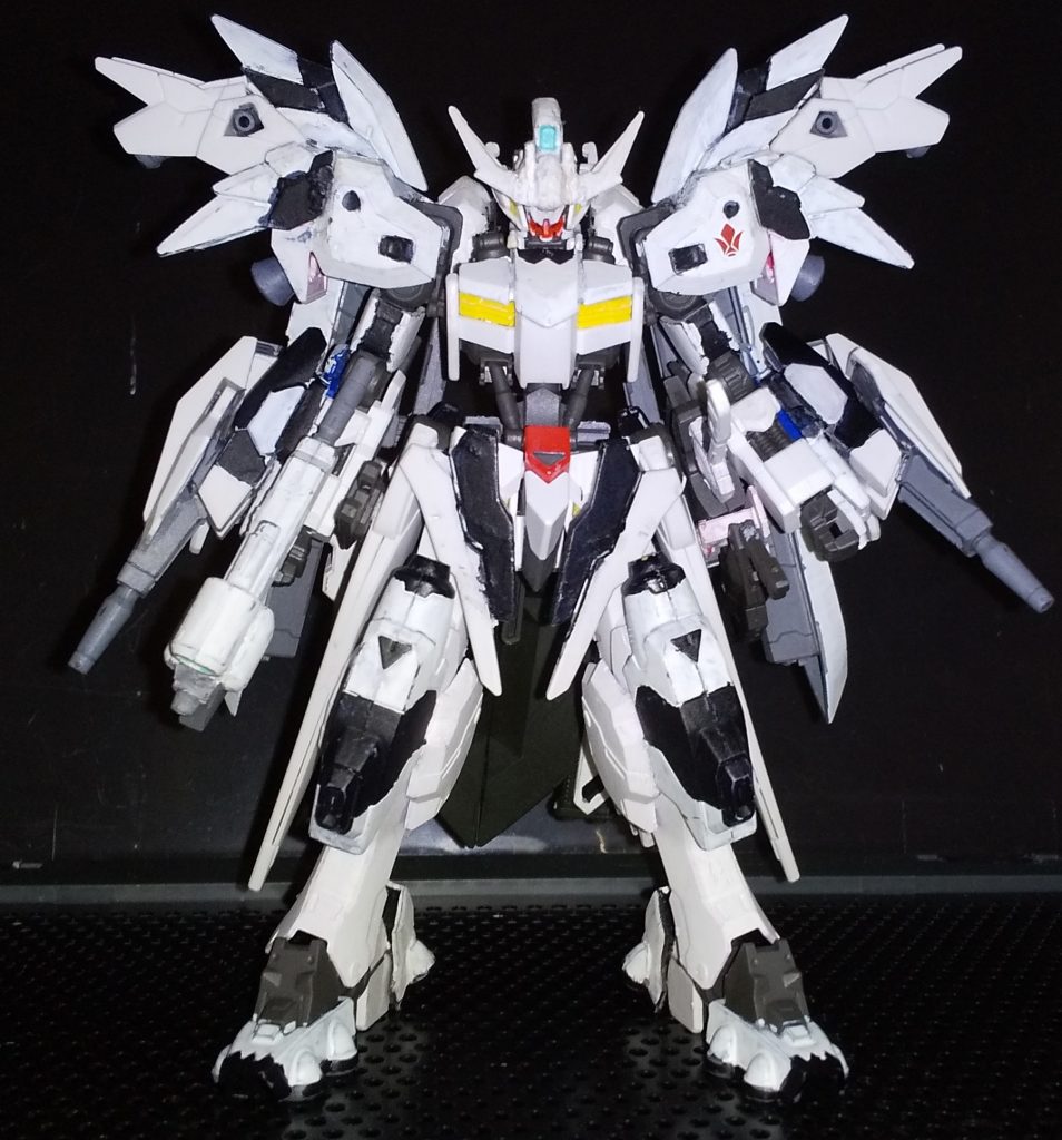 ベースはウヴァルです。よく、バルバトスと間違えられてしまいます（笑）