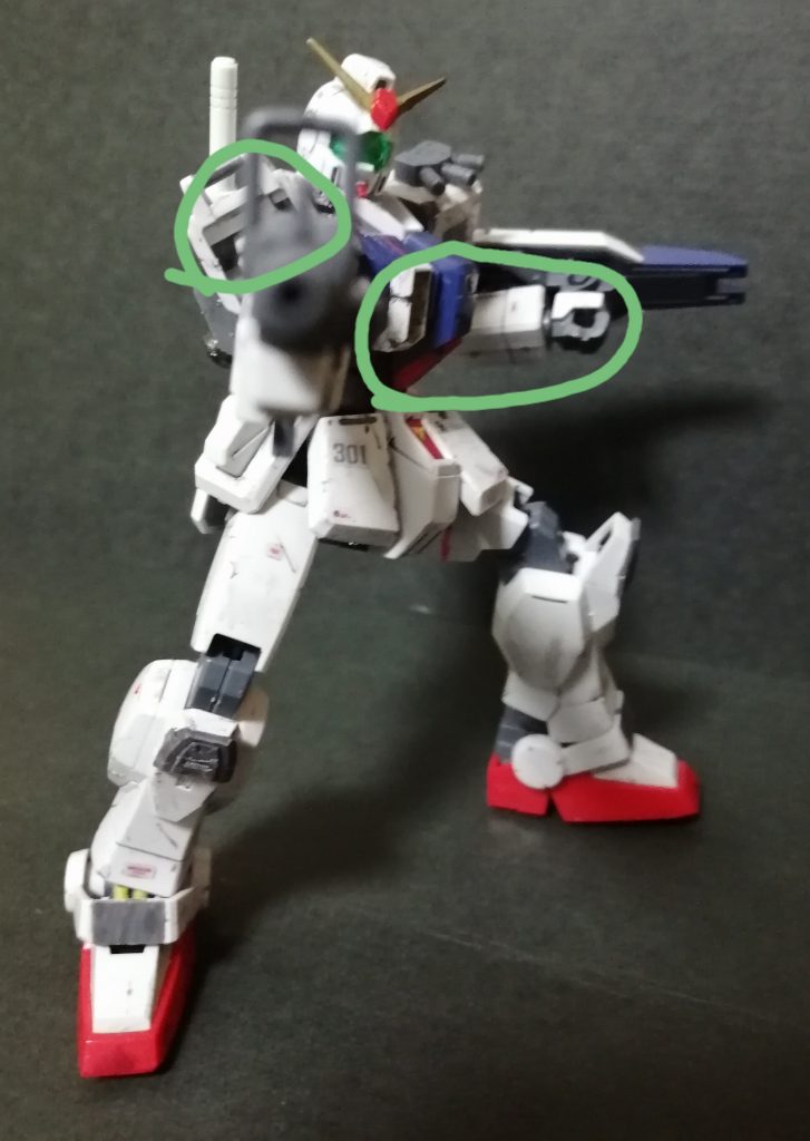 バックパックはジム指揮官機仕様のもの画像はカッコいいけど弱点丸出し撃ち