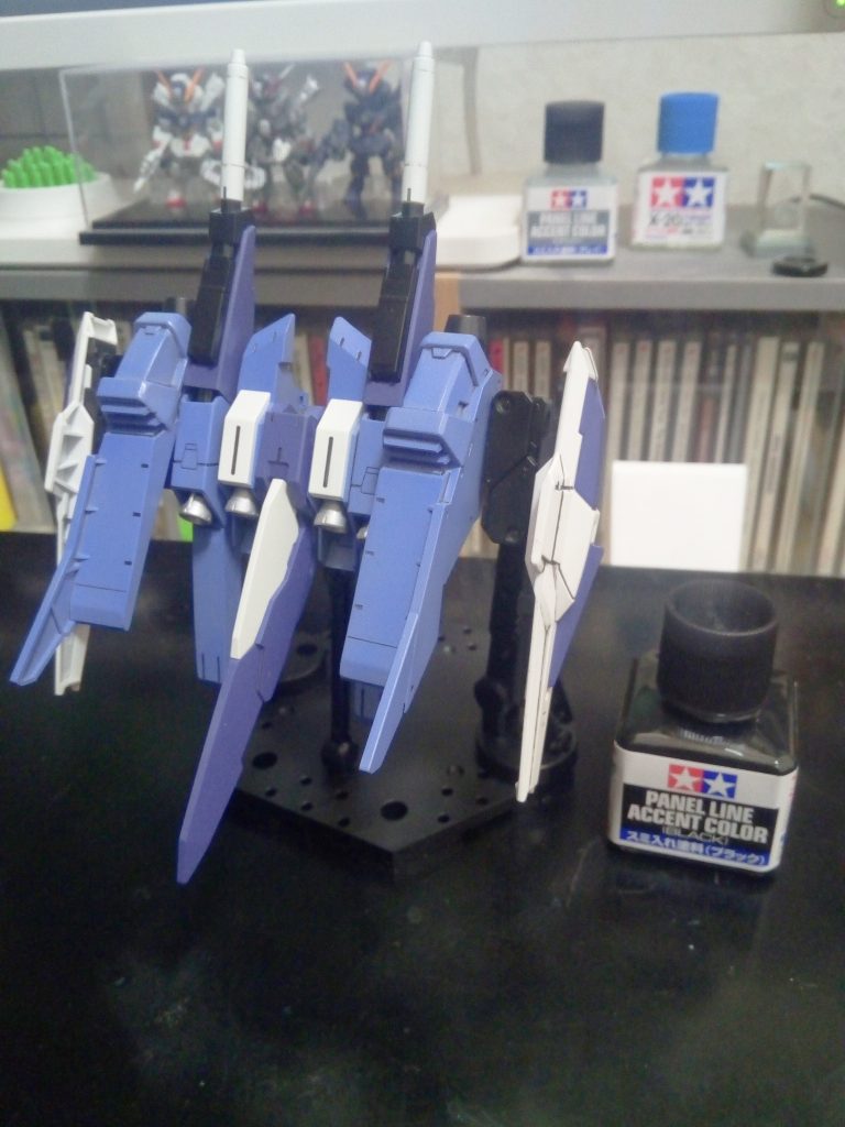 後日、BWSに墨入れを施しました。初めてタミヤの墨入れ塗料を使いました。便利ですね。