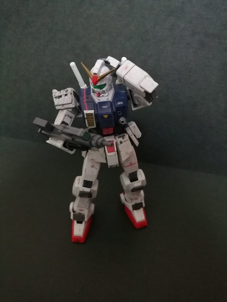 戦争後半にはブルパップマシンガンもあるがマガジンが装備出来ないため100mmを使い続けている