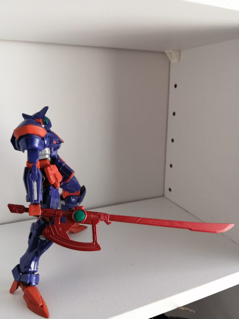 グリッドナイトキャリバー。特に理由はありませんが、斧がついた状態にしました。かなり長いです。