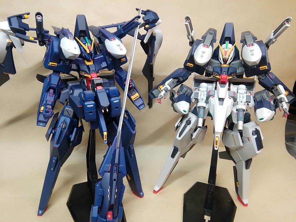 仕舞い込む前だったので並べてツーショット…自己満足