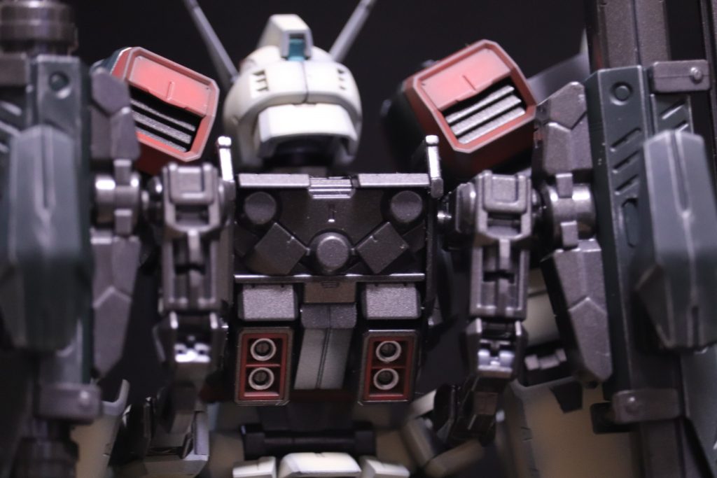 この無骨な感じすんごい好き(´ー`)9年前のキットなのにカッコよさが素晴らしいですね('ω')