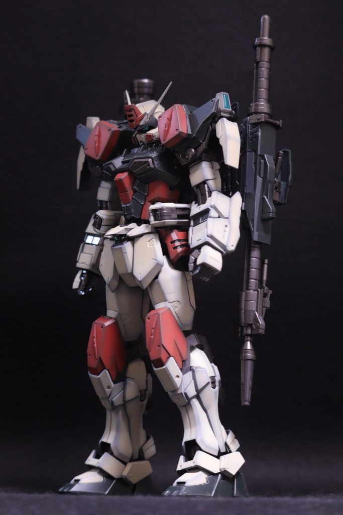 全体写真左側からフレーム以外は黒立ち上げの全塗装で色味を落としてます。