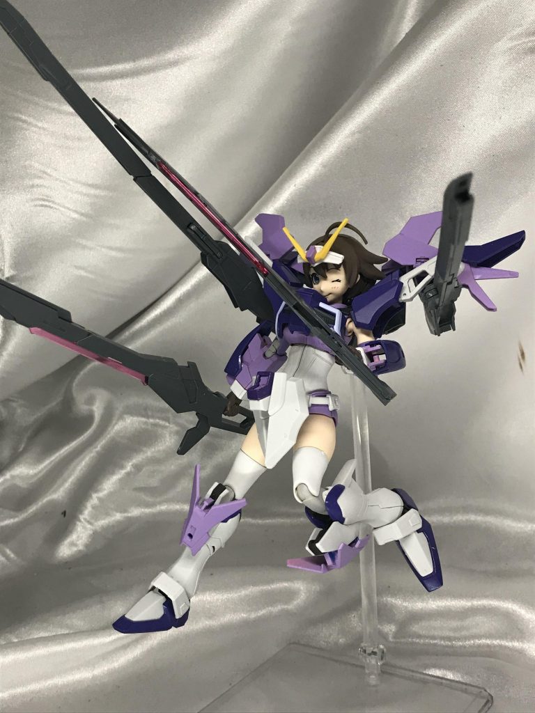 剣と構えるともうめちゃ長い武器ばっかり。