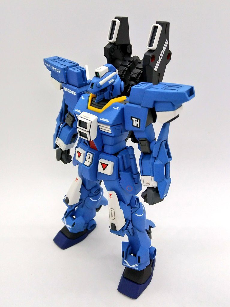 どんなに頑張っても初代フォルムなので、デカールはちょっと古い感じで。