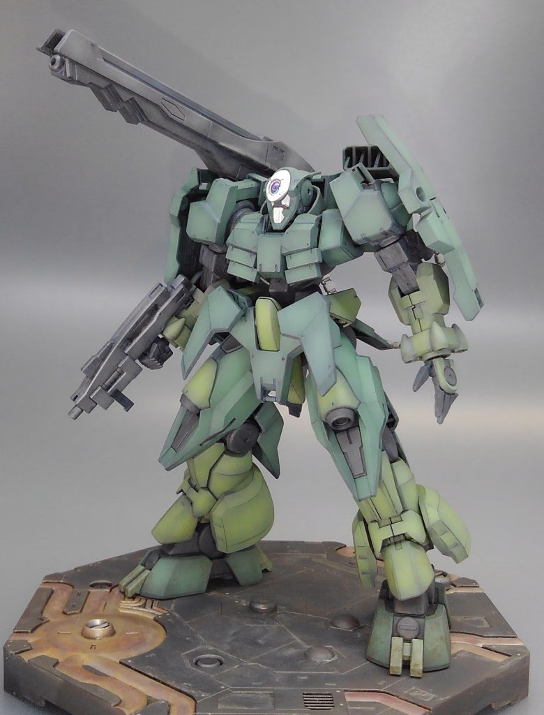 頭部装甲パージ状態