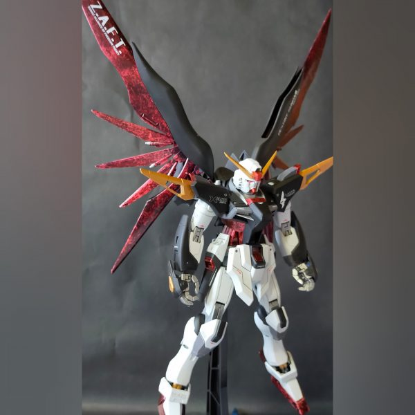 デスティニーガンダム