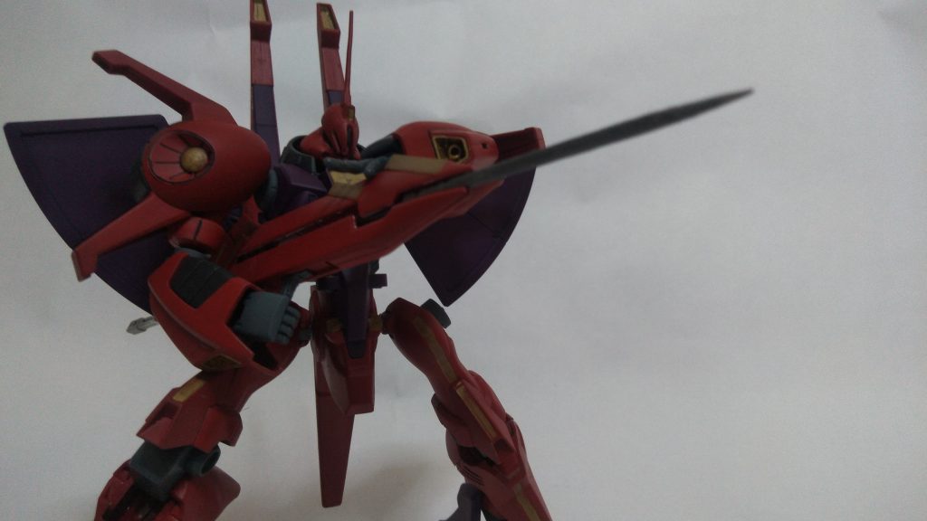 　ダインスレイヴ発射体勢。弾頭はつまようじで出来てます（笑）