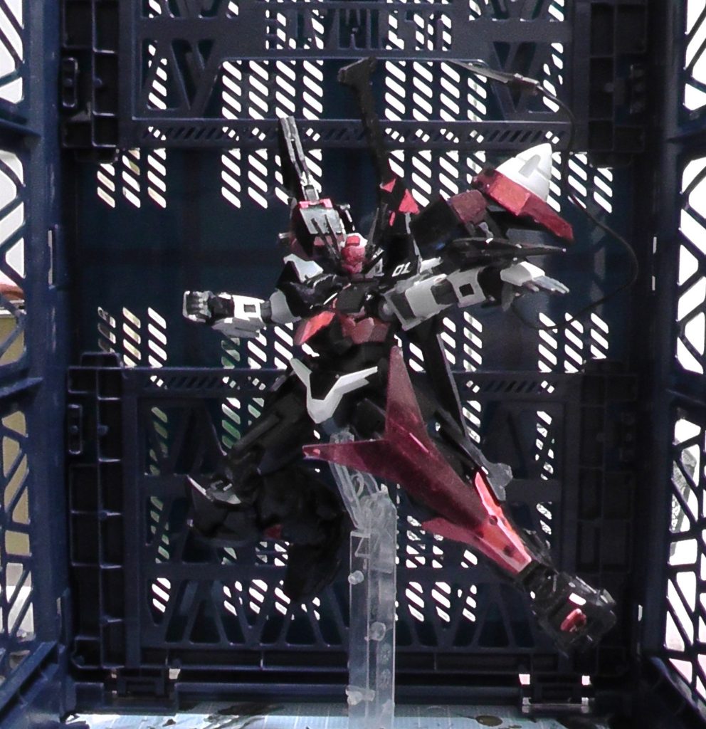 脚部にも多数のギミック