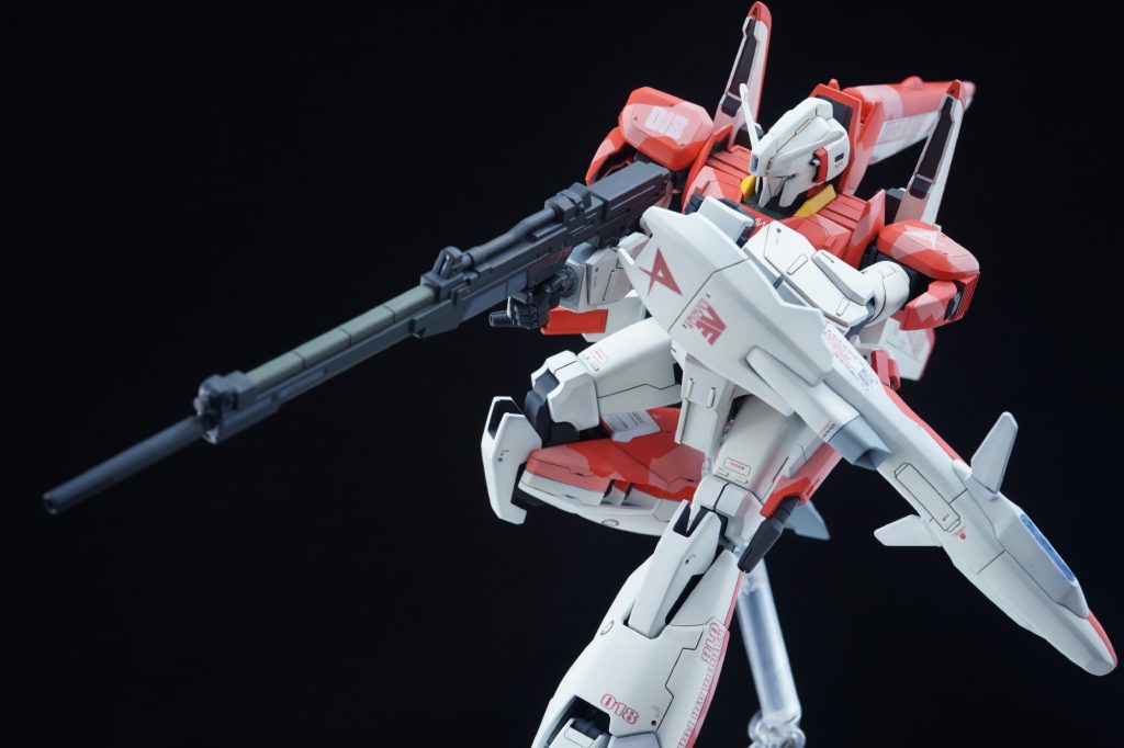 ・引き撃ち引き撃ちポーズはしっかり決まります。ゼータプラスのシールドはシールドとしての機能は低いんですけどね。