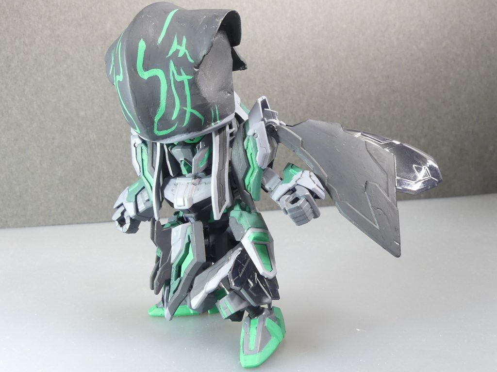 司馬懿デスティニーガンダム ムシャワールドのすがた:ムシャワールドでは茶人・利休に変装(しかし信長エピオンには見破られている)。ホンノウジで敗北した信長を悪の道に導いた。その後、ナイトワールドに転移した司馬懿は、自分とうり二つのモデリングを持つマーリンガンダムを殺害し、これに成り代わろうと・・・次回「第三の悟空」!・・・「第三の司馬懿」の間違いなのではとさえ思った8話予告。マーリンはある意味初見で騙されました。そちらを作るかどうかは未定です・・・頭部が利休とは比べものにならない難しさなので・・・余談なのですが・・・SDGWには大喬小喬のモデリング使い回しモブがどのワールドにもいるんですよね・・・