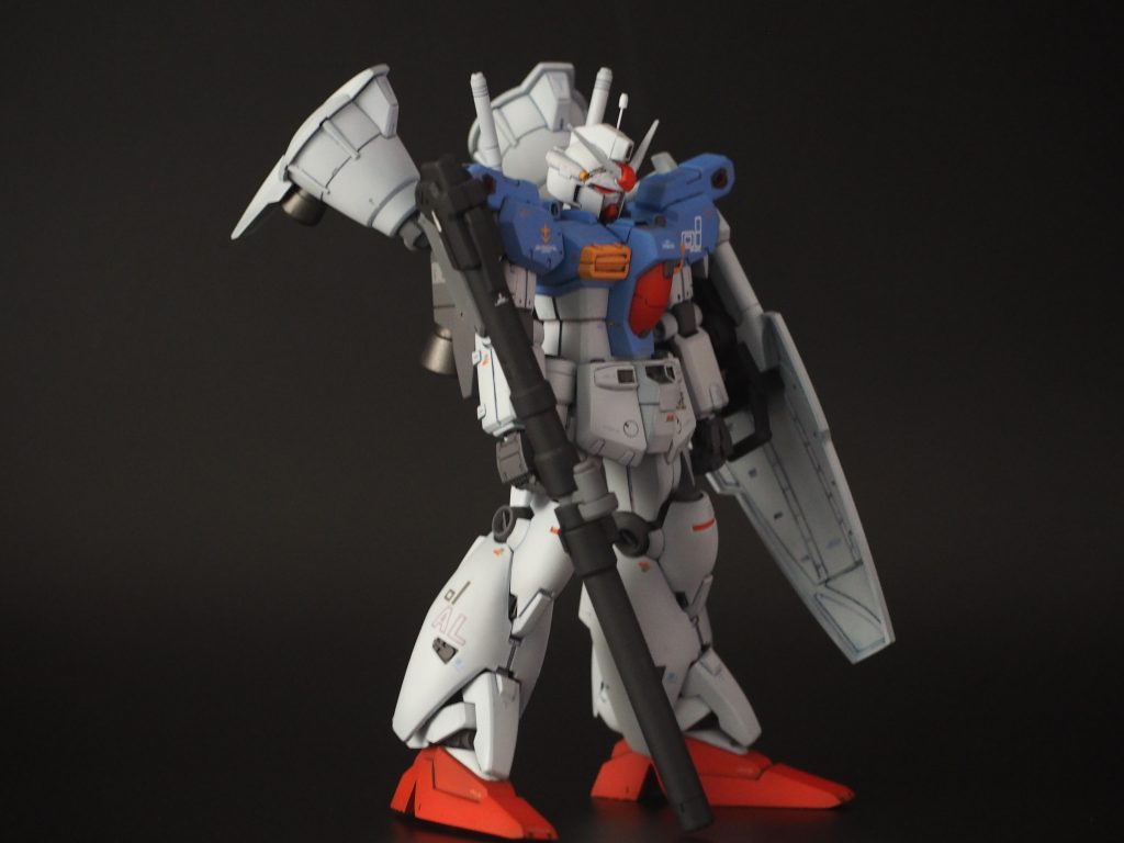 バズーカはGP03Sから。0083から出始めているMKⅡと同じデザインのバズーカを持たせるべきなのでしょうが、あれはMKⅡだけに使ってほしいめんどくさいこだわりがあるものでして。