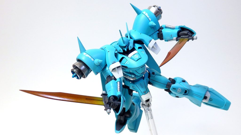 ~ACTION　TWIN HEAT SABEL~ガーベラ・テトラをよりジオンのMSらしくアレンジするために、オリジナル要素としてツインヒートサーベルを装備させてみました。