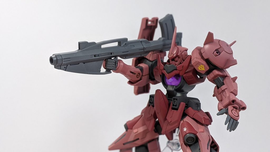 シャアザクと言えばバズーカのイメージがあったので、アストレアのGNバズーカも装備