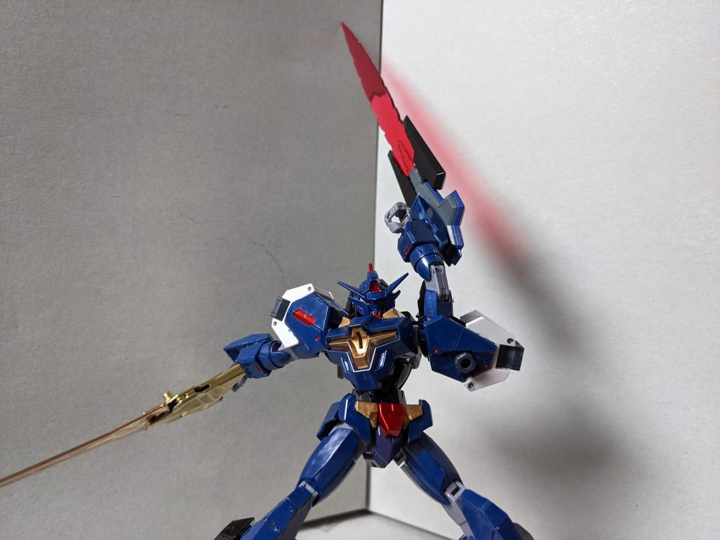 ソードライフルを起動するディナイダー