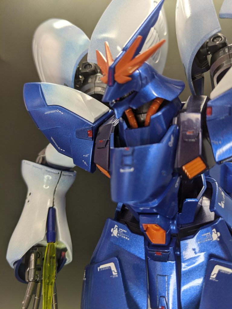 レイジとの出逢いはキュベレイパピヨン、最後身を挺してレイジを守った時はミスサザビー。てな訳でミスサザビー、キュベレイをミックスしてみました。