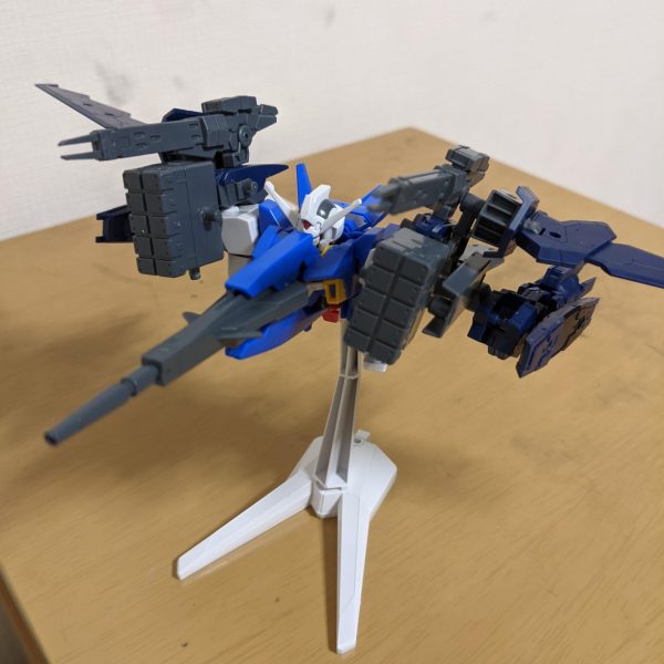 制作中のGBNでの自分専用機です戦闘機形態のシルエットにこだわりました（2枚目）