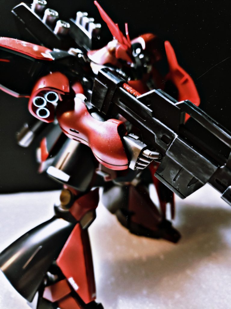 HGUC 1/144 MSN-04 サザビー (機動戦士ガンダム 逆襲のシャア)–2枚目/制作者：ねる