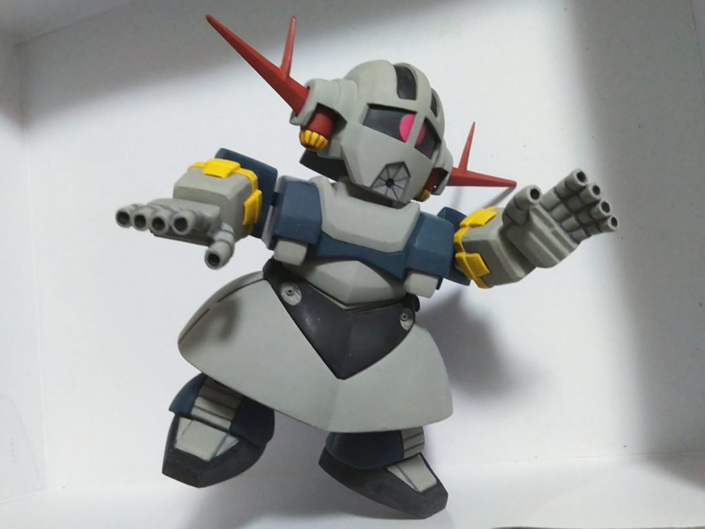 塗装はタミヤアクリルやシタデルカラーなどの水性塗料筆塗りです。