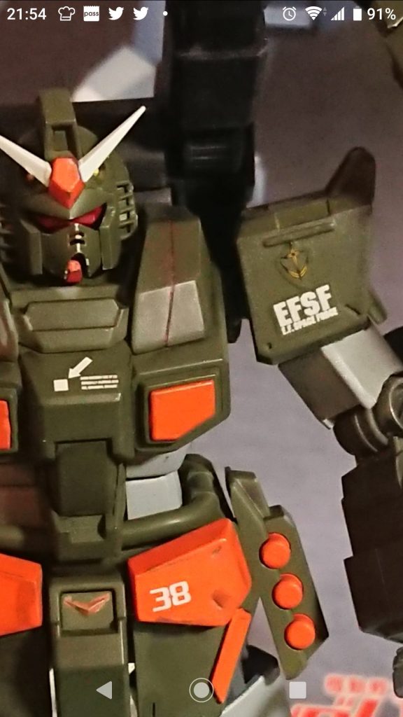 ジェスタキャノンの肩が大きく、二の腕が細かったので、陸戦型ジムのショルダーと二の腕を移植。RGガンダムの顔とシールドも移植。