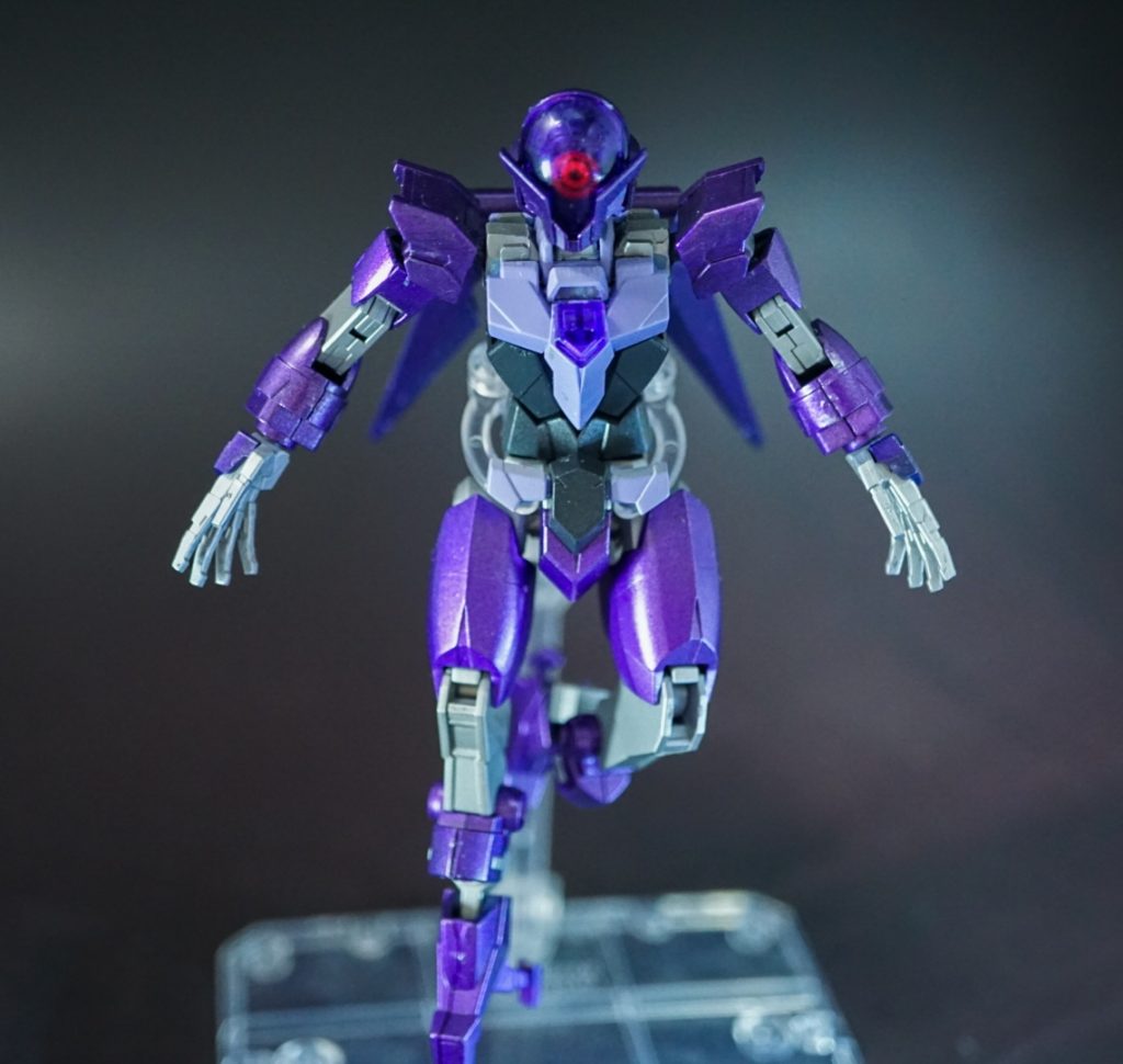 まずはアルスあくまでアーマーの1つを纏うだけという風にしたかったので、あれこれカスタムはせず塗装しただけです紫の部分をメタリック塗装にしてます