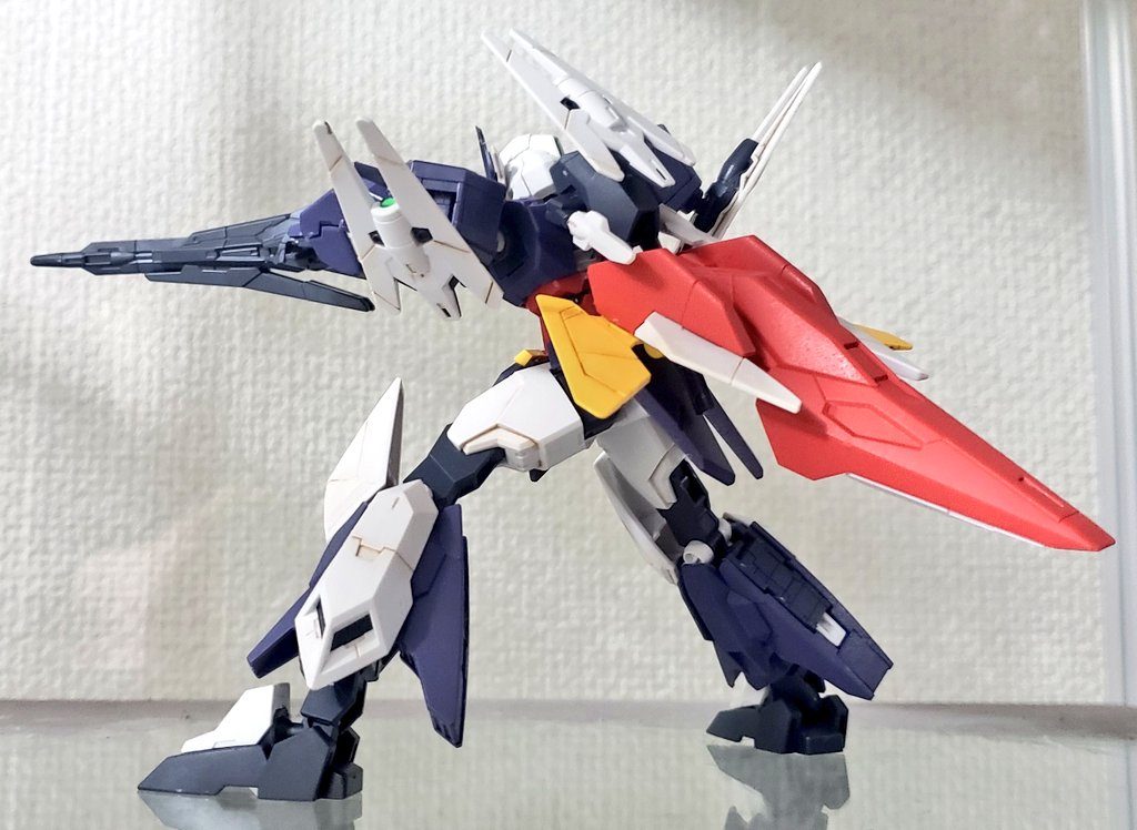 ユーラヴェンガンダム–3枚目/制作者：統覇已叶