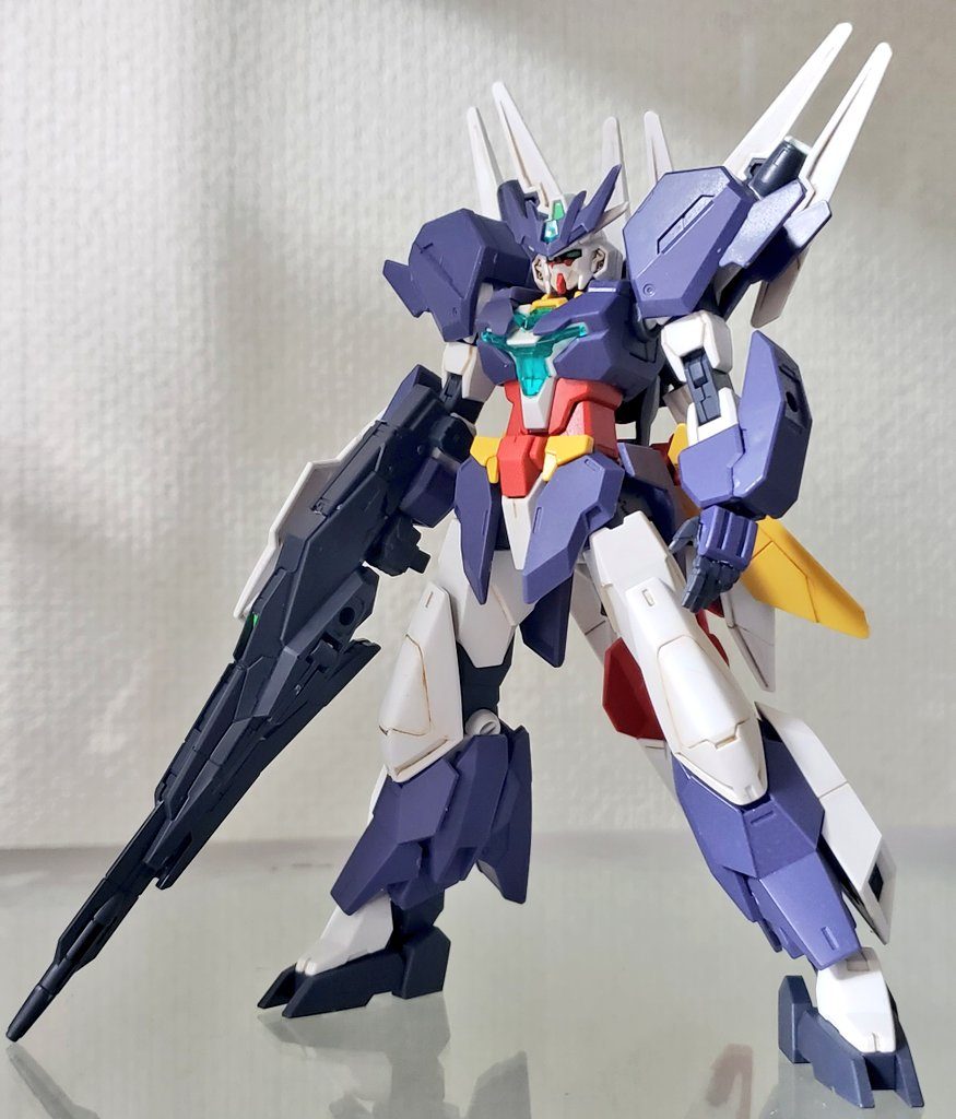 ユーラヴェンガンダム–4枚目/制作者：統覇已叶