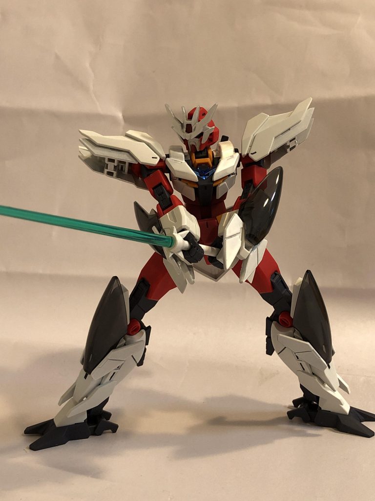 サンライズアニメ系で素直にカッコ良いと思います。大刀ビームサーベルを両手持ちできてしまう稼働域、素晴らしいです。